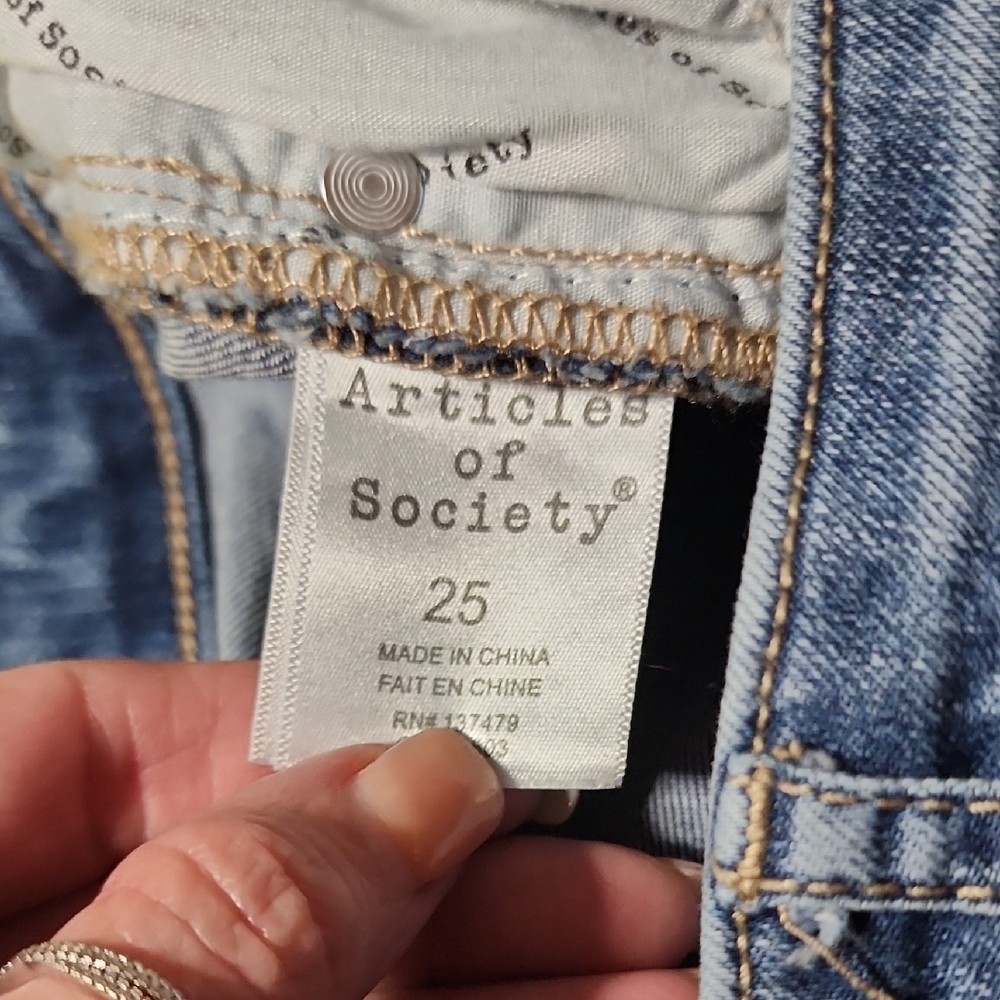 Articles Of Society Medium Blue Ripped Ankle Jeans - Picture 4 of 6